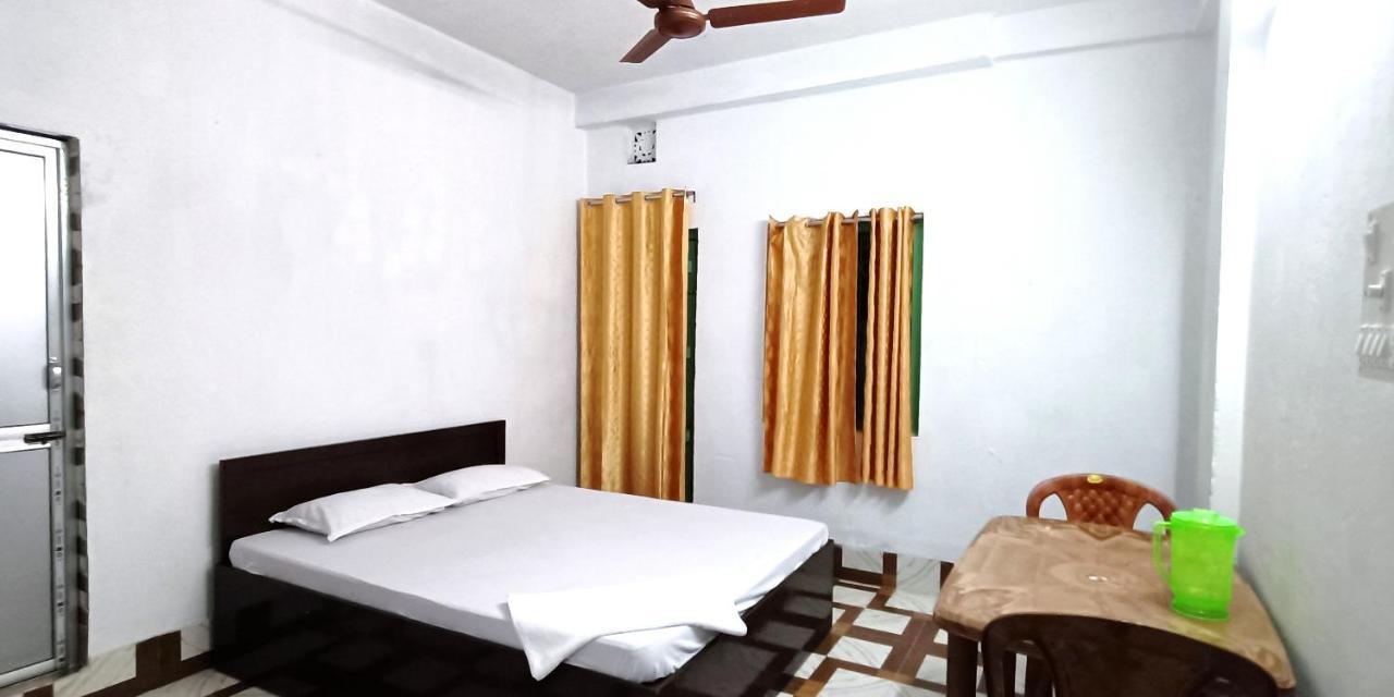 Bagdogra Home Stay - Near Airport Exteriör bild